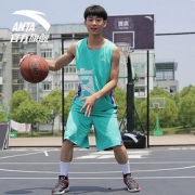 安踏要疯篮球套装 促销价299