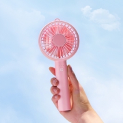 能适 usb迷你便携电风扇 送充电线+挂绳  券后12.9元