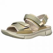 中亚Prime会员：Clarks 其乐 Tri Walk 女士凉鞋 295.41 元+26.29元含税包邮约322元
