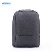 美旅 AQ9004 男士商旅双肩包 19L