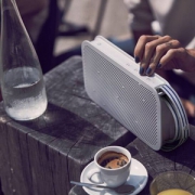 国行好价 Bang & Olufsen BeoPlay A2 Active 便携式蓝牙音响 2色