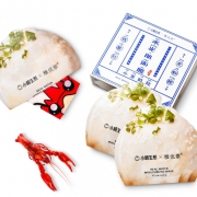 新品发售：稚优泉 X 小杨生煎 跨界水光肌面膜 10片 54.9元包邮（需用券）