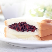 ￥13.98 紫米面包黑米夹心 550g*2