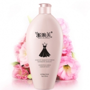 大牌小黑裙 香氛沐浴露500ml 券后￥6.9