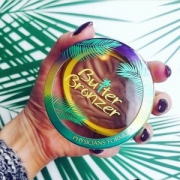 Physicians Formula 黄油阴影修容高光粉饼