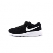 京东PLUS会员：NIKE 耐克 818383 儿童运动鞋 149元包邮（需用券）