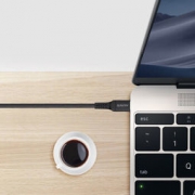AKAVO 爱否开物 USB-C to Lightning MFi认证 PD快充线 1米 34.9元包邮（需用券）