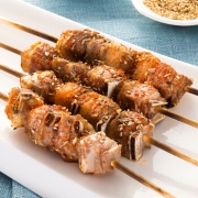 大庄园 尚品带骨羔羊排烧烤串 200g  *9件 169.50元（合18.83元/件）