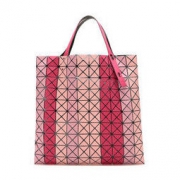 京东PLUS会员： BAO BAO ISSEY MIYAKE 三宅一生 女士粉色多色拼色PVC手提包 4880元包邮