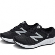 new balance 1080系列 W1080BK9 女款运动跑步鞋 699元包邮（需用券）