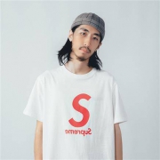20点：supreme×EASY 联名款 男女同款字母印花短袖T恤