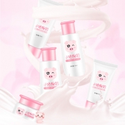小猪酸奶水乳套装保湿补水