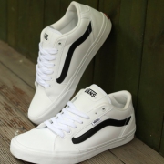 21日0点：VANS 范斯 VN000SJVPX9 男士运动休闲鞋 329元包邮（用券）