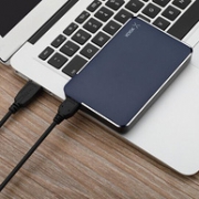 3.0接口、2米防震：2T 小盘 XDISK 移动硬盘