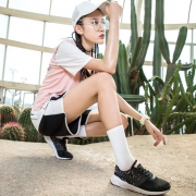 LI-NING 李宁 AGCM054 女款休闲运动鞋 98元包邮（需用券）