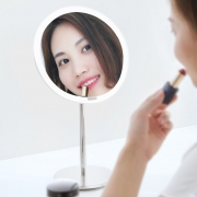 Yeelight 高清感应化妆镜 199元包邮