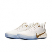 Nike 耐克 MAMBA FOCUS EP 男子篮球鞋 AO4434