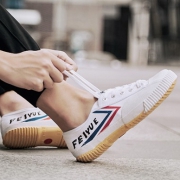 feiyue 飞跃 1-501 男女款小白鞋 39元包邮