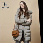 Hazzys哈吉斯女士羽绒服中长款厚外套秋冬新款狐狸毛连帽鸭绒上衣