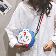 新款女包！日系叮当猫斜挎小圆包