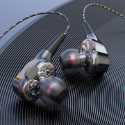 HiFi 四核双动圈重低音耳机