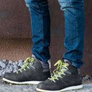 清仓 超轻户外鞋第一品牌 达赫斯坦 Vibram黄金大底 男 中帮防水复古徒步靴