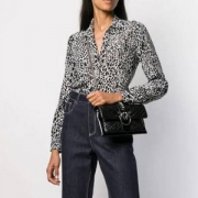 19新品，Pinko 品高 Mini款 女士真皮燕子包  2色