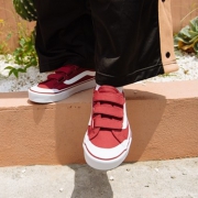 VANS 范斯 男/女款低帮帆布鞋 369元包邮（需用券）