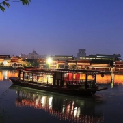 依景而眠！住嘉兴40亩庭院酒店！嘉兴月河客栈1晚度假套餐 599元起/晚