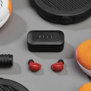 新品发布： FIIL T1X 真无线蓝牙耳机 魔影红