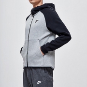 Nike 针织连帽夹克