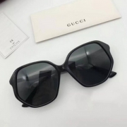 Gucci 古驰 0258SA-001 女士大框太阳镜