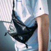 The North Face 北面 Travel Canister S 便携旅行斜挎包