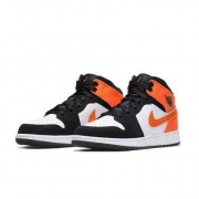 1日20点：AJ1 AIR JORDAN 1 MID 大童运动童鞋 554725