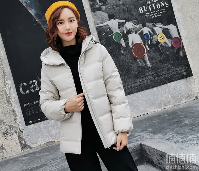 雪中飞女士羽绒服