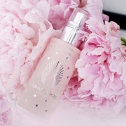 ￥199 Omorovicza 匈牙利皇后水温泉喷雾爽肤化妆水 50ml