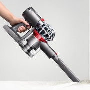 25日0点：dyson 戴森 V7 Trigger+ 无线手持吸尘器 915.8元包邮（需用券）
