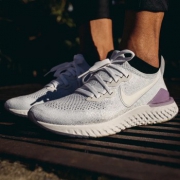 黑五预售： NIKE 耐克 EPIC REACT FLYKNIT 2 BQ8927 女子跑步鞋