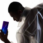 升降前摄全面屏、屏下指纹、广色域！OPPO realme X 6G+64G 智能手机