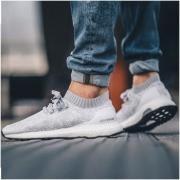 27日0点： adidas 阿迪达斯 UltraBoost UNCAGED休闲鞋 男