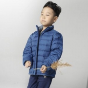 土拨鼠代工厂 君羽 800蓬90%鹅绒 儿童超轻连帽羽绒服