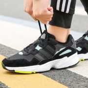 28日0点、黑五全球购： adidas 阿迪达斯 YUNG-96 男子休闲运动鞋