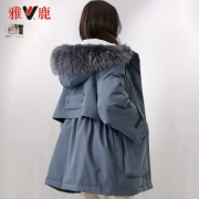 雅鹿 貉子毛领羽绒服 厚实灰鸭绒充填 我给灰鸭绒打CALL