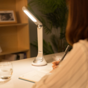9万4.9分！Midea 美的 可充电 LED 台灯GJMD101002