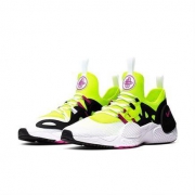 12日0点、双12预告： NIKE 耐克 HUARACHE E.D.G.E. TXT AO1697 男士运动鞋