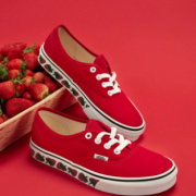 VANS 范斯  VN0A3MU6VL9 男女款Authentic小草莓帆布鞋 415元包邮（需用券）