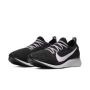 12日0点、双12预告：耐克 NIKE AR4562 ZOOM FLY FK 女子跑步鞋 519元包邮（需用劵）