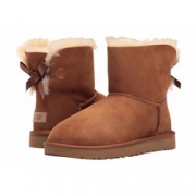 降温保暖、黑 卡会员： UGG Mini Bailey Bow II 女款雪地靴