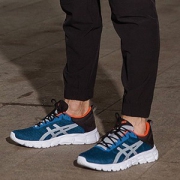 ASICS 亚瑟士 GEL-QUANTUM LYTE 1021A116 男士跑鞋 *2件 494元（前500件，合247元/件）