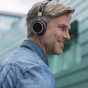 12日0点、双12预告： beyerdynamic 拜亚动力 AVENTHO WIRELESS 阿凡图 蓝牙便携耳机 棕色